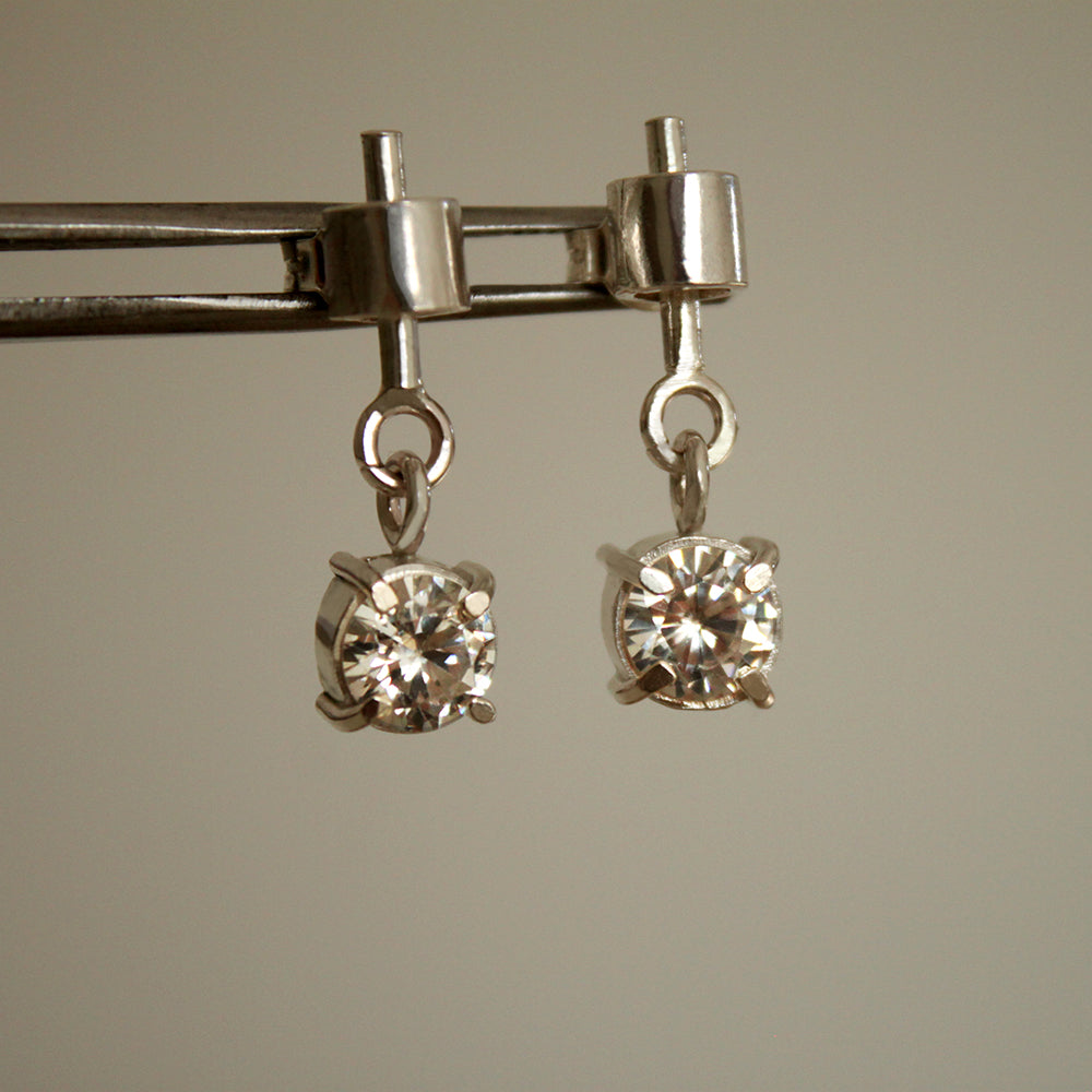 Barrel White Zirconita