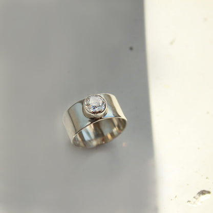 Chatón  White Zirconita