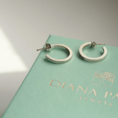 Petite Hoops